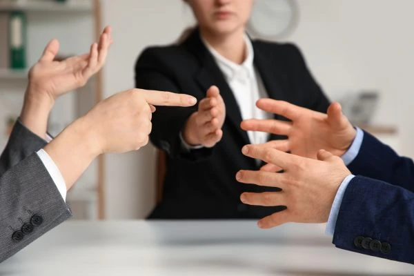 How Can Divorce Mediation Help You Avoid Court Poole